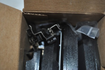 d4m606ua0a Nissan Колодки гальмівні задні для ePwr