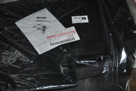 KE7486U0E0 Nissan Килимки гумові для J12 e-PWR