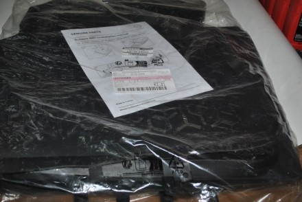 KE7486R000 Nissan Килимки гумові T33 ICE