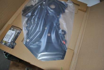 2715824 Ford Кришка ременя ГРМ Transit 2014-