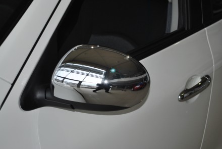 KE9601F000 Nissan Хромированные накладки на зеркала F15 KE9601F000 Nissan