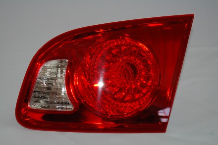 924062B040 Hyundai/Kia Ліхтар задній правий внутрішній 92406-2B040 Hyundai Santa Fe