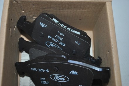 2271380 Ford Колодки гальмівні задні &quot;Transit/Tourneo Connect 2018- (CHC)&quot;