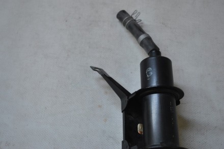 286543Y700 Nissan Насос очистителя фар, правый