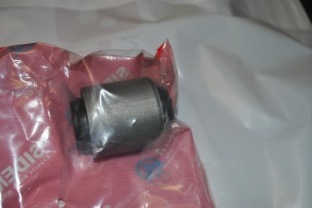 841703 Sidem Сайлентблок заднього поперечного важеля