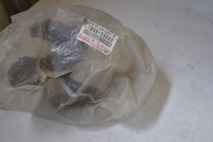 4230533020 Toyota Motor Corporation Цапфа задня ліва