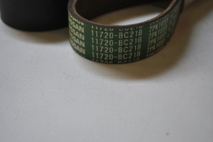 11720BC21B Nissan Ремінь поліклиновий 7PK1055