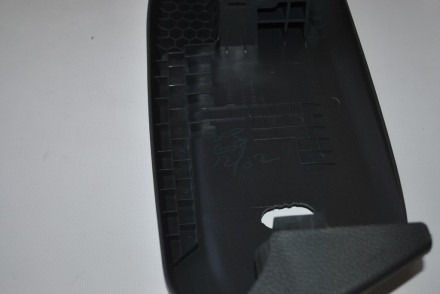 1914556 Ford Накладка бокова переднього сидіння права &quot; Ranger 2015-&quot;