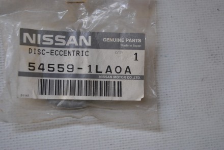 545591LA0A Nissan Шайба-эксцентрик
