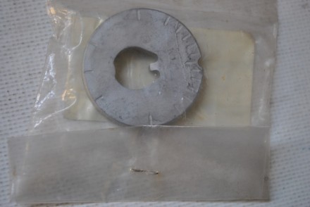 545591LA0A Nissan Шайба-эксцентрик