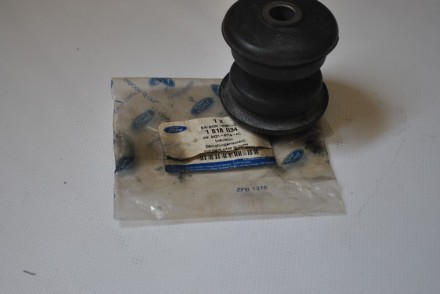 1818034 Ford Втулка  задньої ресори  задня  &quot;Transit 2014-&quot;