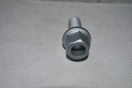 4025400Q0R Nissan Болт колісний