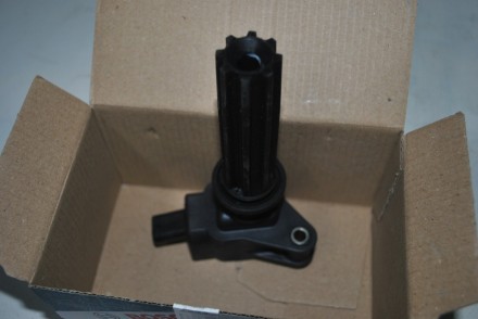 0221604700 Bosch Катушка запалювання