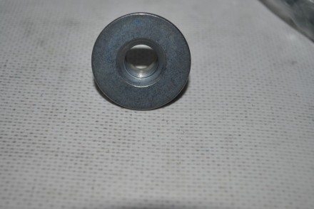 0122300Q0A Nissan Гайка з пресшайбою