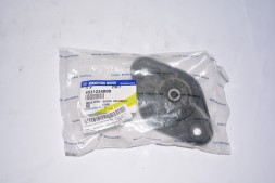 Опора заднього амортизатора 4531234000 SsangYong