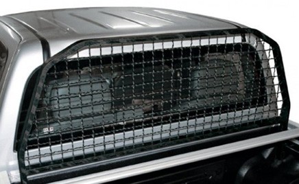 KE851VK300 Nissan Защитная решетка заднего окна (D22) KE851VK300 Nissan