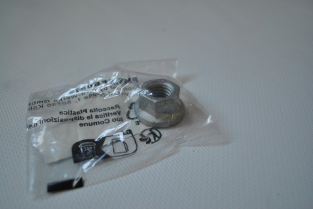 1766964 Ford Гайка M14