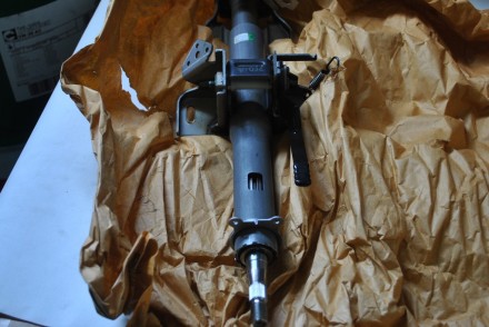 4881095F0A Nissan Рулевой  механизм  в  сборе