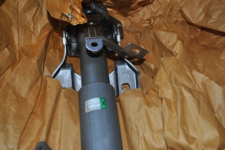 4881095F0A Nissan Рулевой  механизм  в  сборе