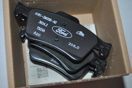 1809458 Ford Задні гальмівні колодки FOCUS 11-/KUGA 13-