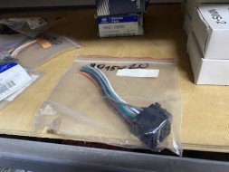 Роз&quot;єм автомагнітоли &quot;мама&quot; 9015020 Китай