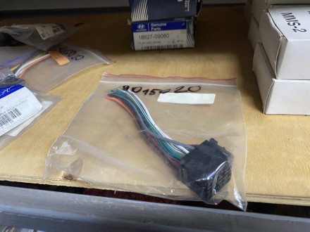 9015020  Роз&quot;єм автомагнітоли &quot;мама&quot; 9015020 Китай