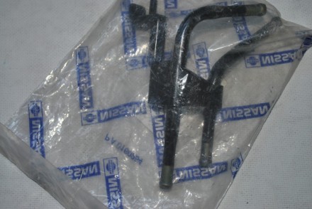 21621EB410 Nissan Трубка  масляного  насоса