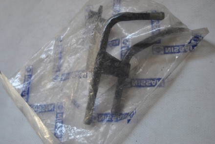 21621EB410 Nissan Трубка  масляного  насоса