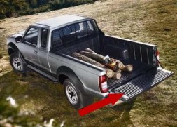 Пласт.накладка на откидной борт D22 new KE930VL020 Nissan