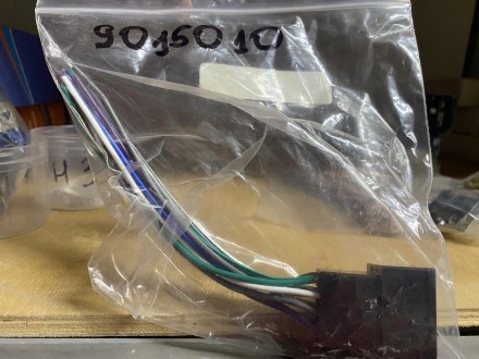 9015010  Роз`єм автомагнітоли &quot;папа&quot; 9015010 Китай