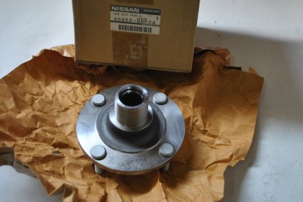 4020295F0A Nissan Маточина передня