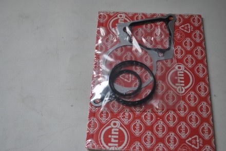 250870 Elring К-т прокладок вакуумого насоса